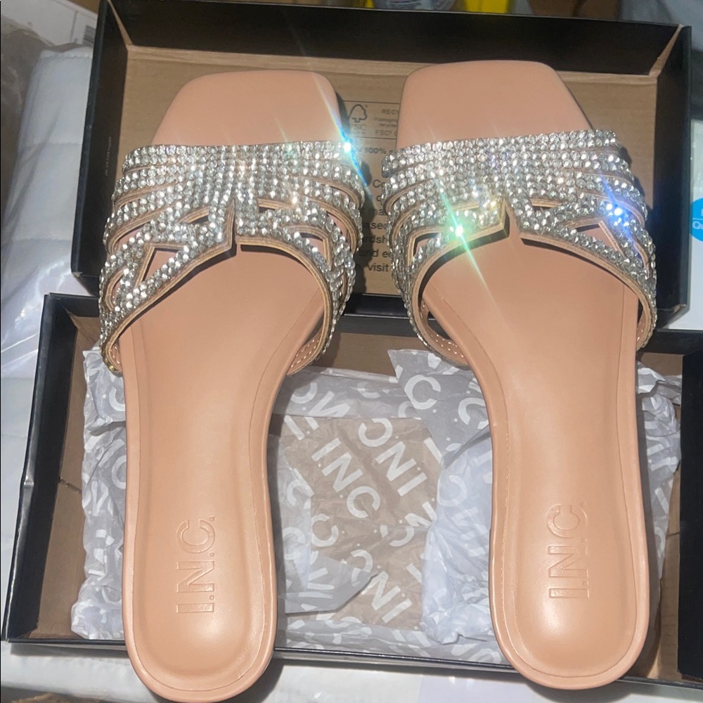 INC International Concepts Women’s Tianahp Beige Rhinestone Sandals Nude Blng 5M - Picture 2 of 7